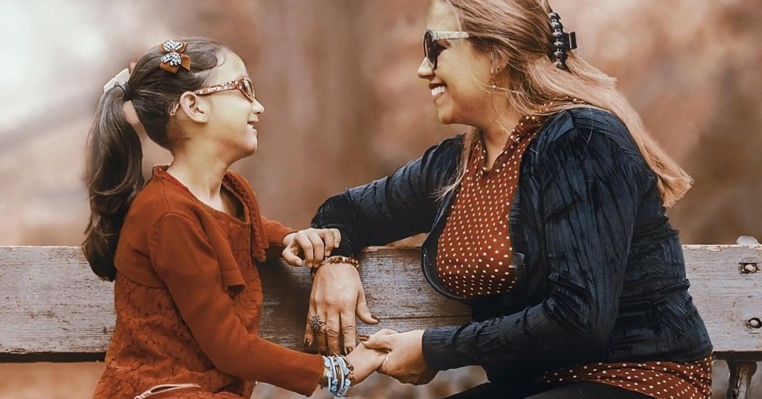 8 Neuroprotective Steps for Talking to Kids and Teens 1 mother and daughter 3281388 128020copy